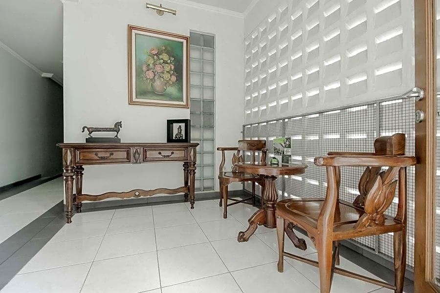 RedDoorz Syariah Plus @ Jatibening