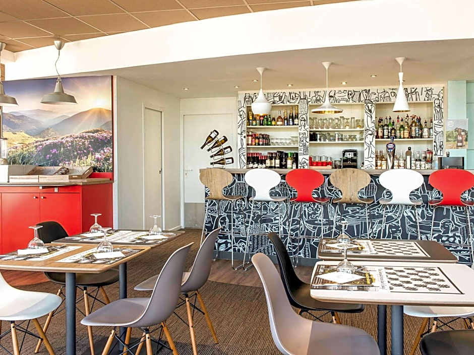 ibis Issoire