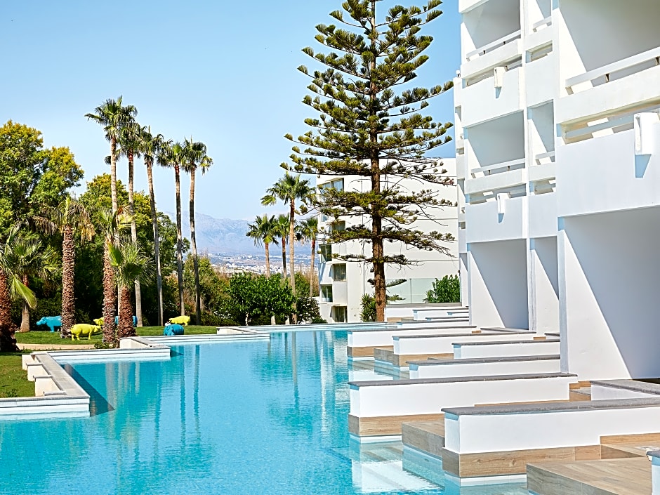 Grecotel LUX ME White