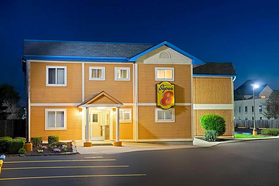 Super 8 by Wyndham Columbus