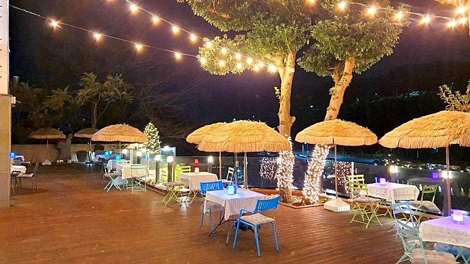 Chun Ji yeon Crystal Hotel