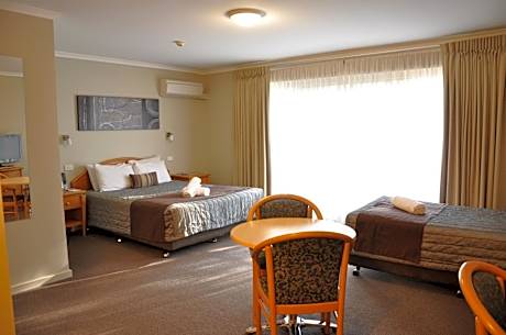 Superior Triple Room