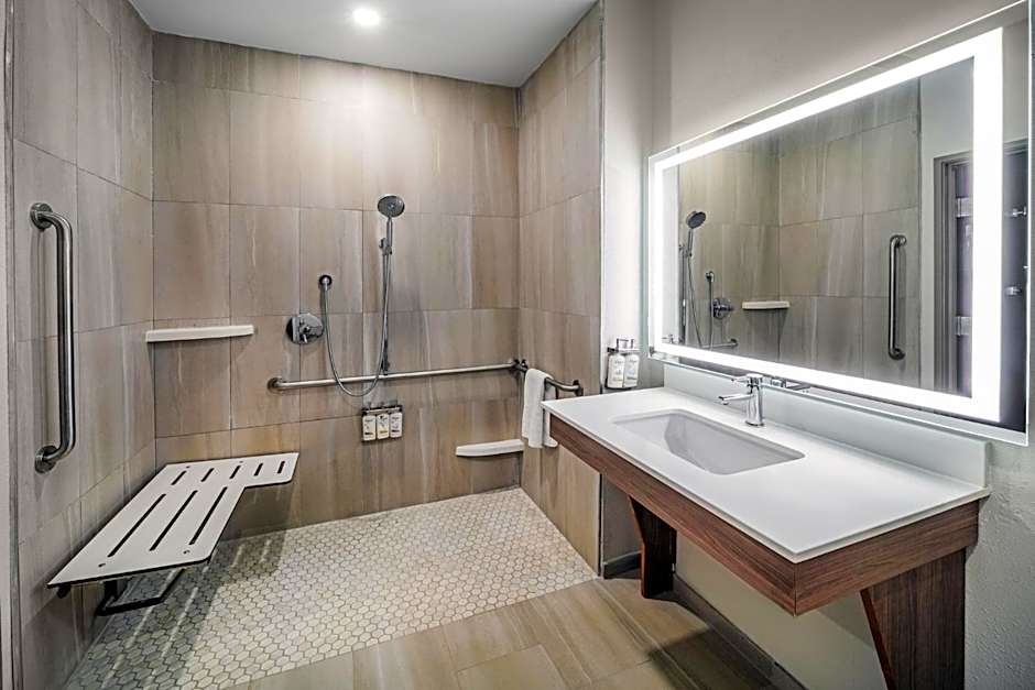Holiday Inn Express Hotel & Suites Henderson - Traffic Star By IHG