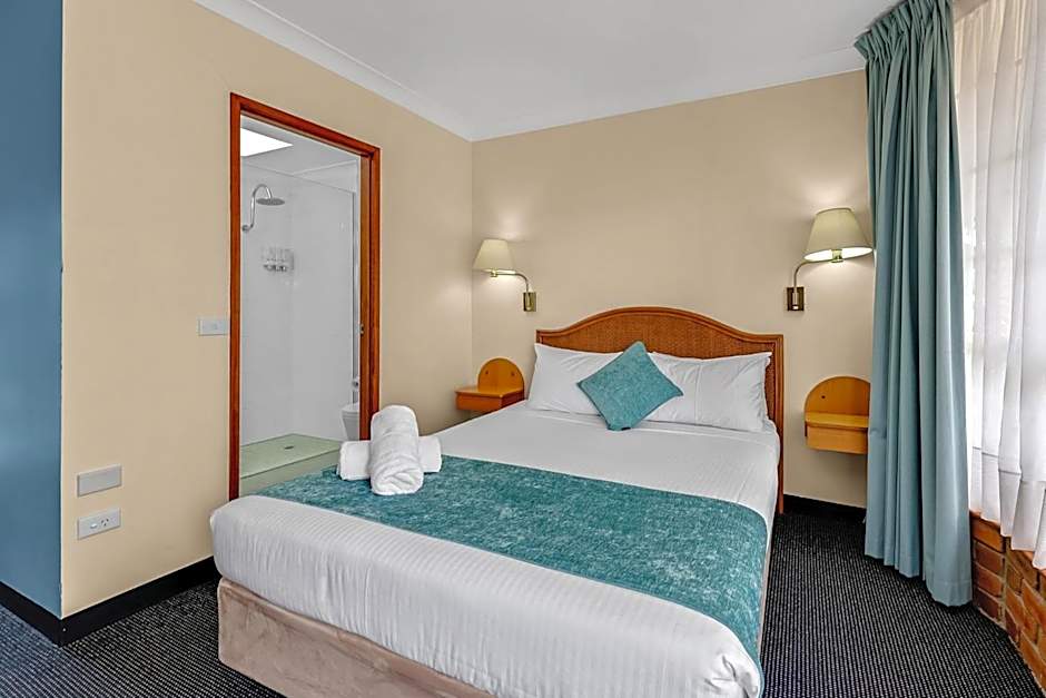 Sapphire Waters Motor Inn