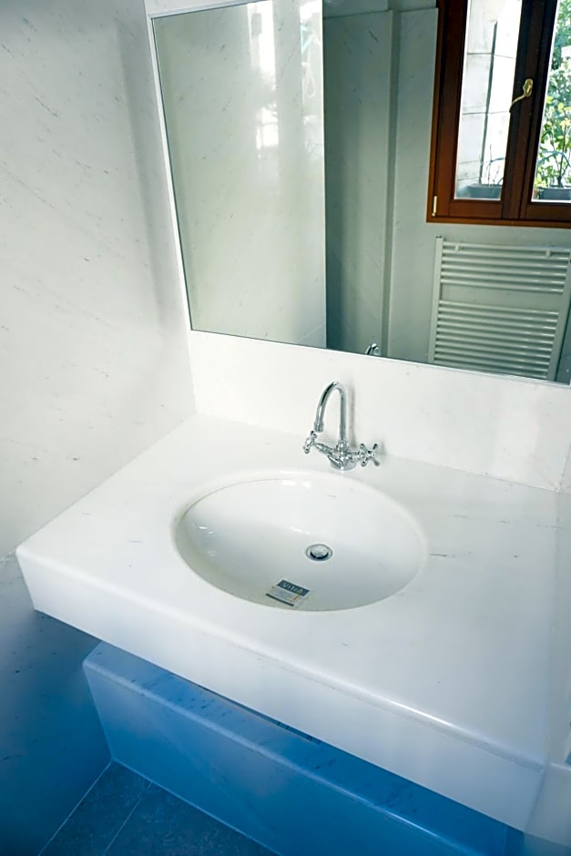 B&B Nina – Venice, GA