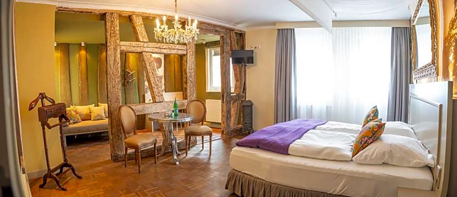 Friedrich von Schiller Hotel