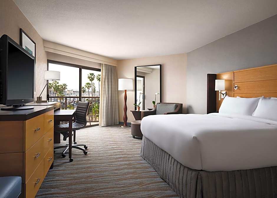 Sonesta Redondo Beach & Marina