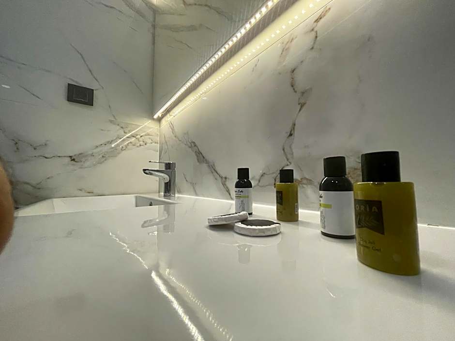 Le Luxe Suites Hotel