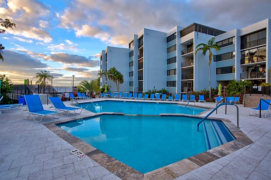 2BR in Key largo w pool and sunset views