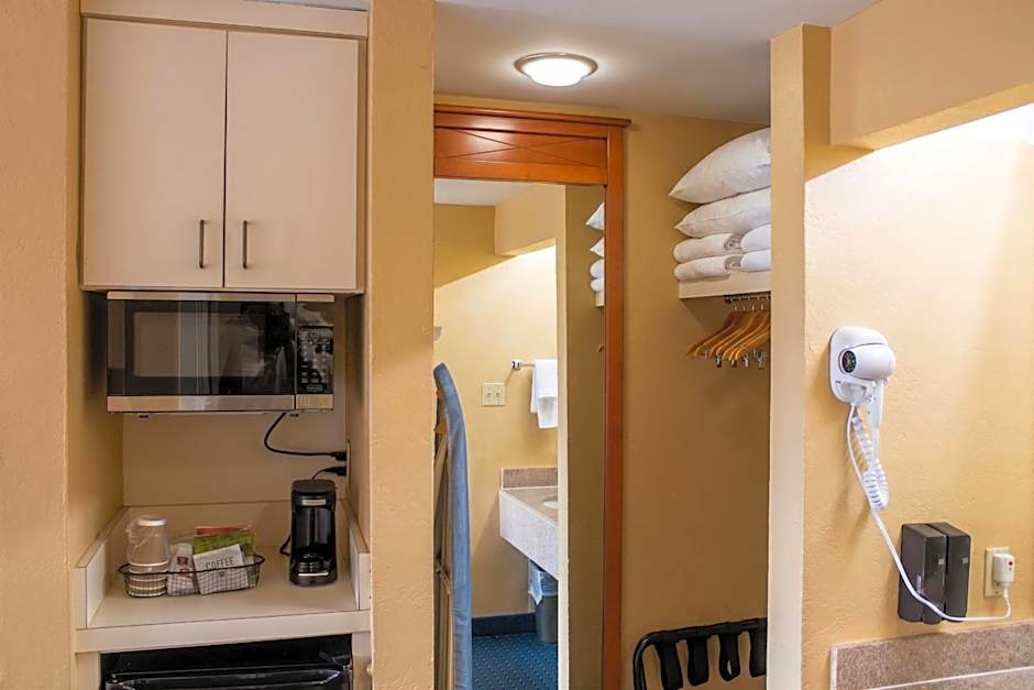 Hatteras Island Inn