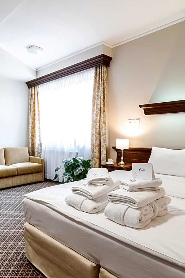 Hotel Crocus