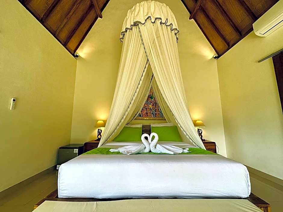 Green Coco Suite