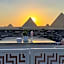 Pyramid Edge Hotel & Exclusive Pyramids View Rooftop