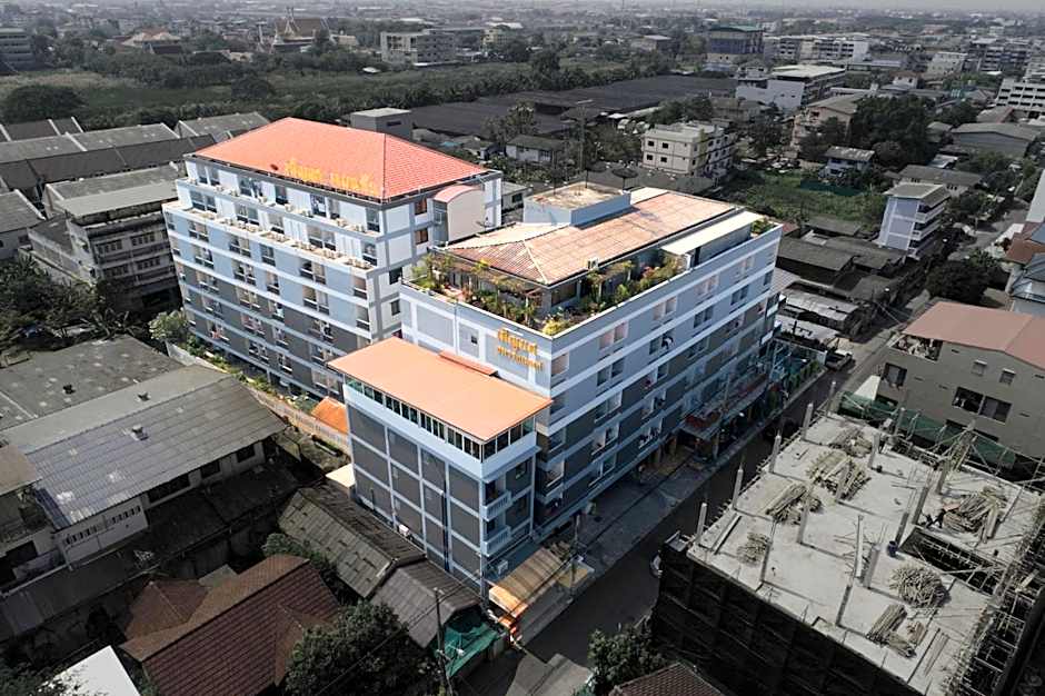 Penyos Mansion (Long Stay)