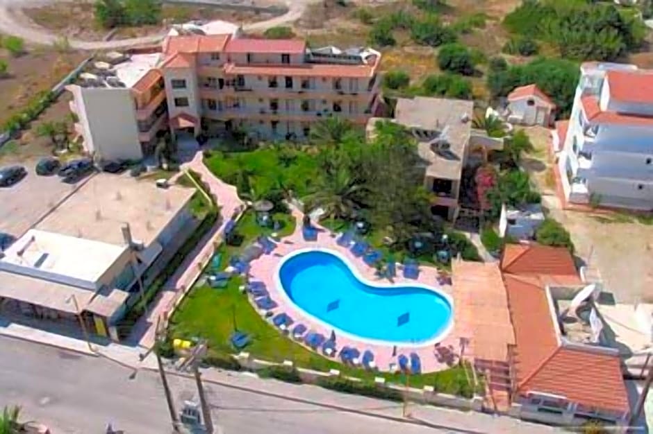 Lyristis Apartments Plus