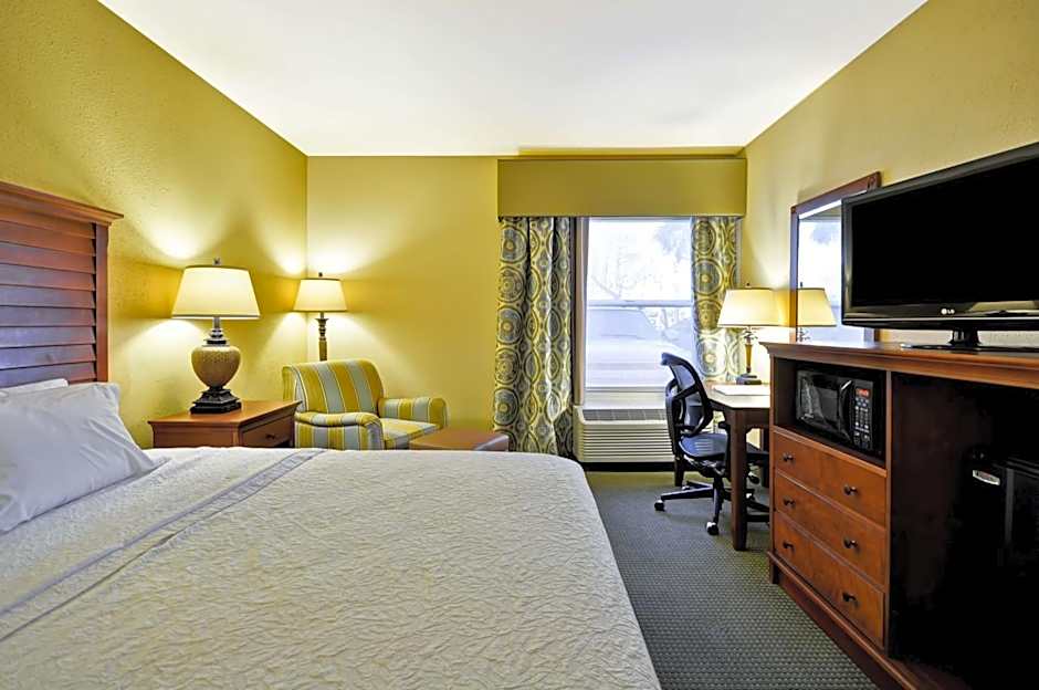 Hampton Inn By Hilton And Suites Charleston/Mt. Pleasant-Isle Of Palms
