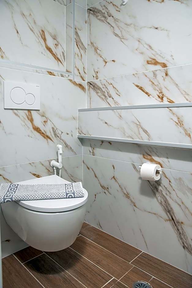 TERRA FOS NAXOS STUDIOS