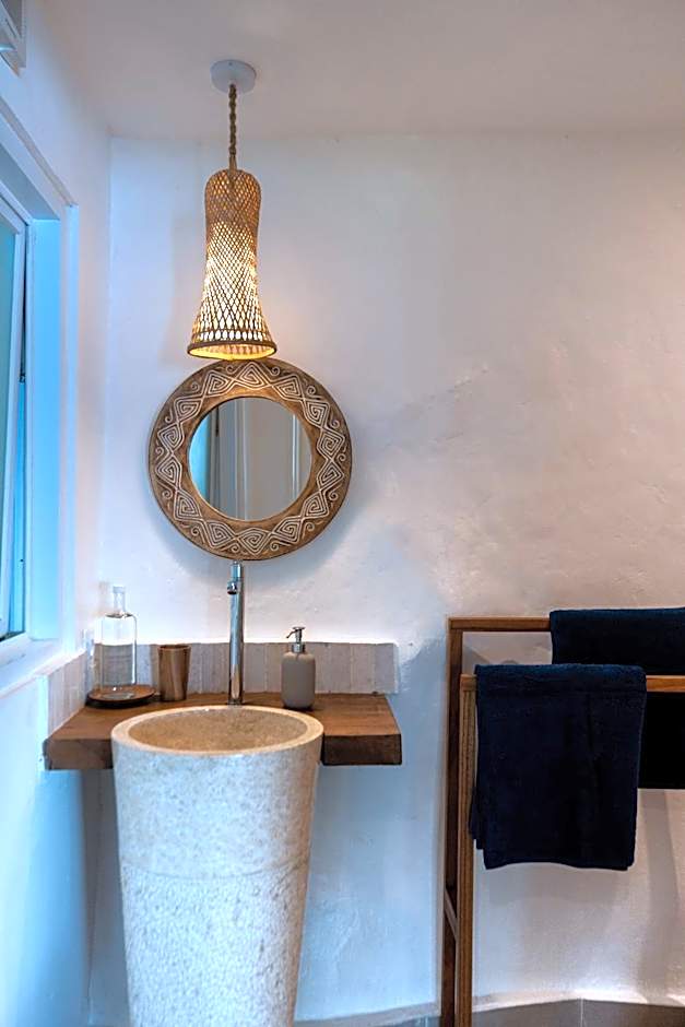 Villa Ayunan 3 BR on Bingin Beach