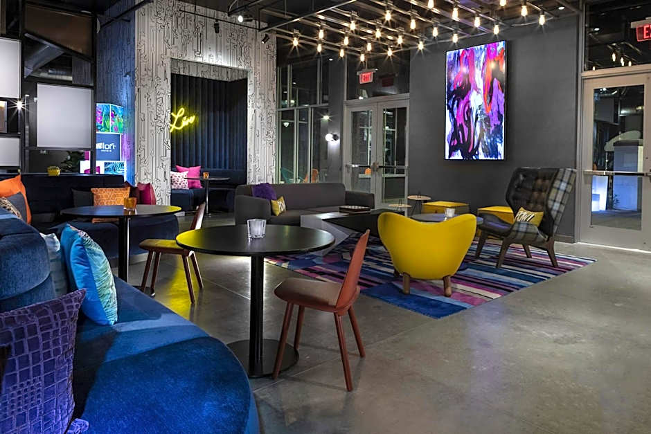 Aloft by Marriott Glendale at Westgate