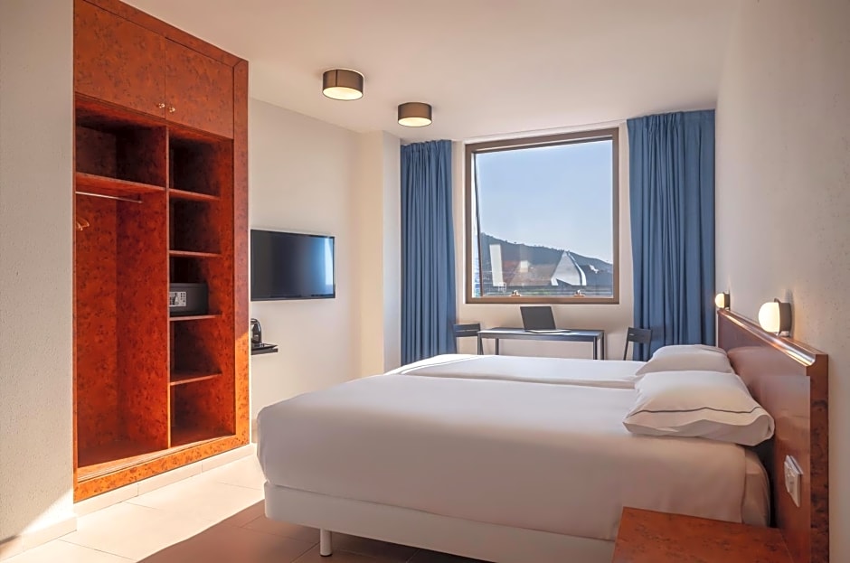 Hesperia Sant Joan Suites