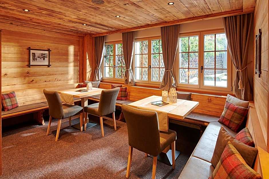 Hotel Alpenrose Wengen - a family affair since 1881