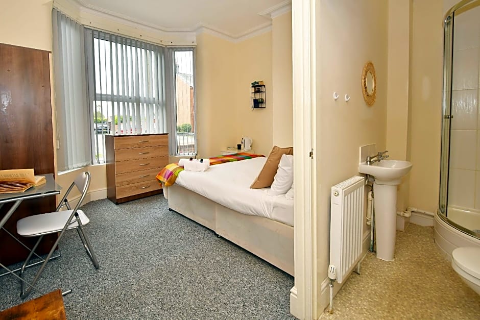 Townhouse @ 178 Ruskin Road Crewe