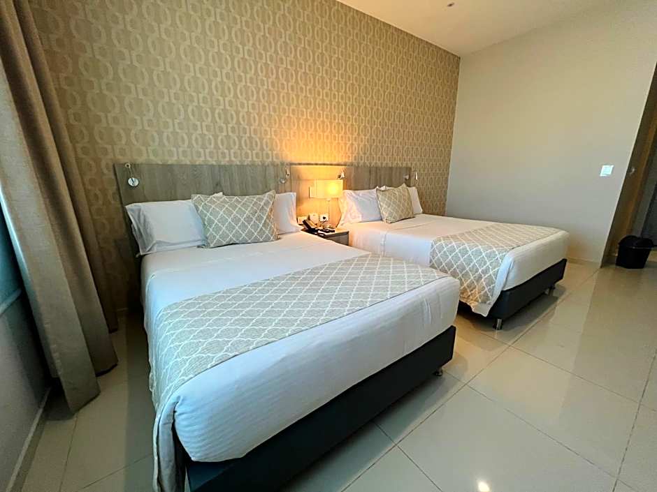 Hotel Dorado Plaza Alto Prado