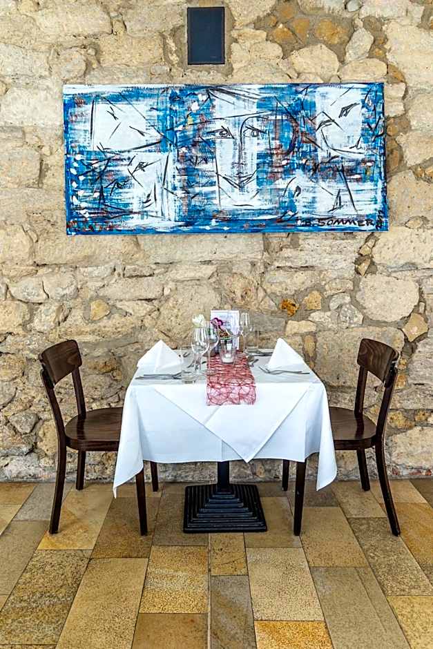 Kaiser von Österreich, Historik- und Thermalhotel