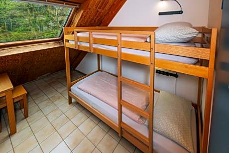 Single Room with Shared Bathroom