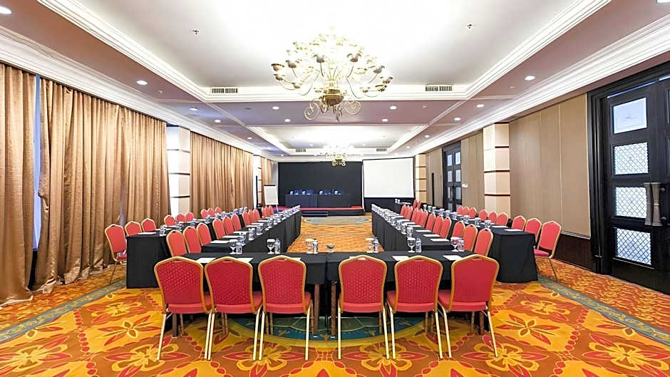 The Sunan Hotel Solo