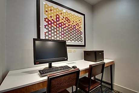 Holiday Inn Express Hotel & Suites Morris By IHG