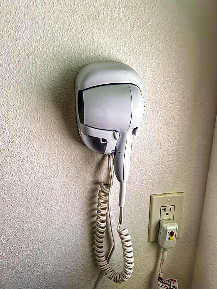 Town and Country Inn