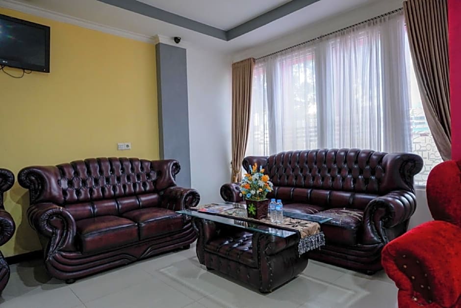 RedDoorz near Citraland Waterpark Kendari