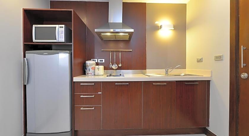 Grand Asoke Suites Boutique Residence