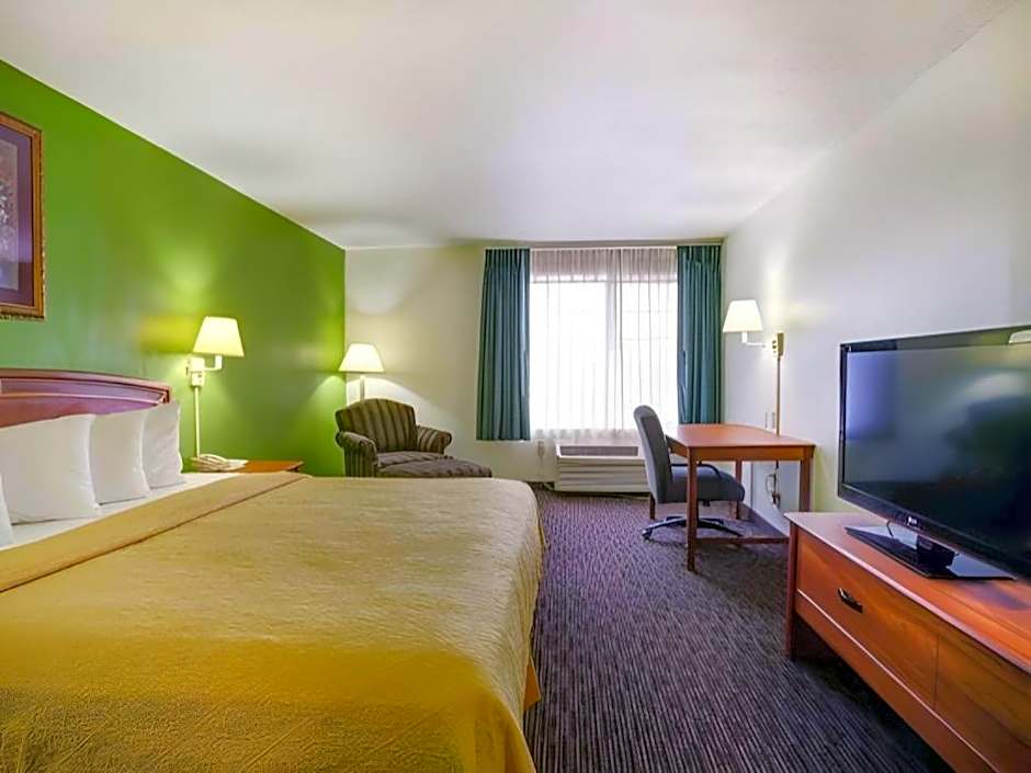 Quality Inn & Suites Austin Airport