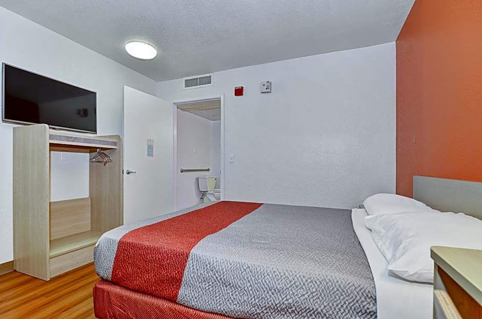 Motel 6-Big Bear Lake, CA