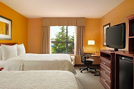 ROOM, QUEEN/QUEEN, ACCESSIBLE