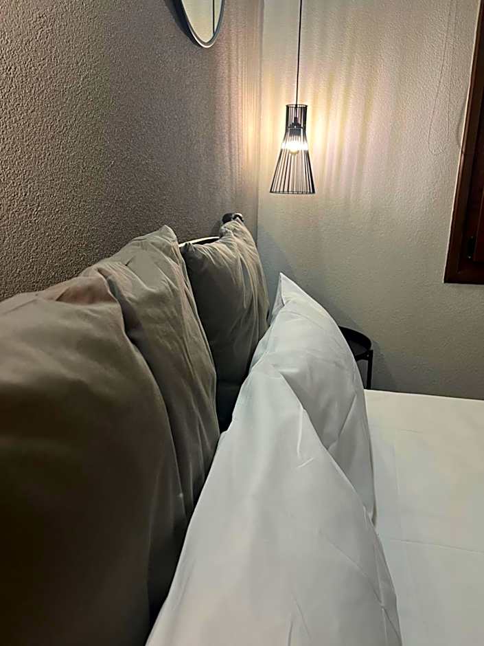 Marlen Luxury Studios & Apartments