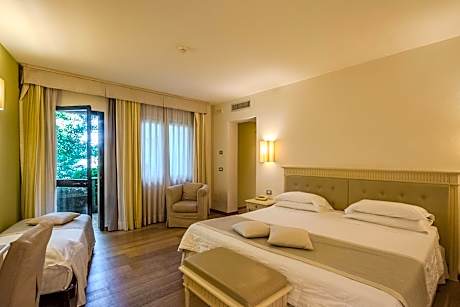 Superior Quadruple Room