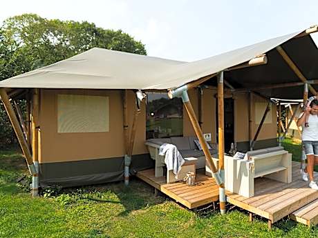 Safari Tent in Nature with Private Facilities