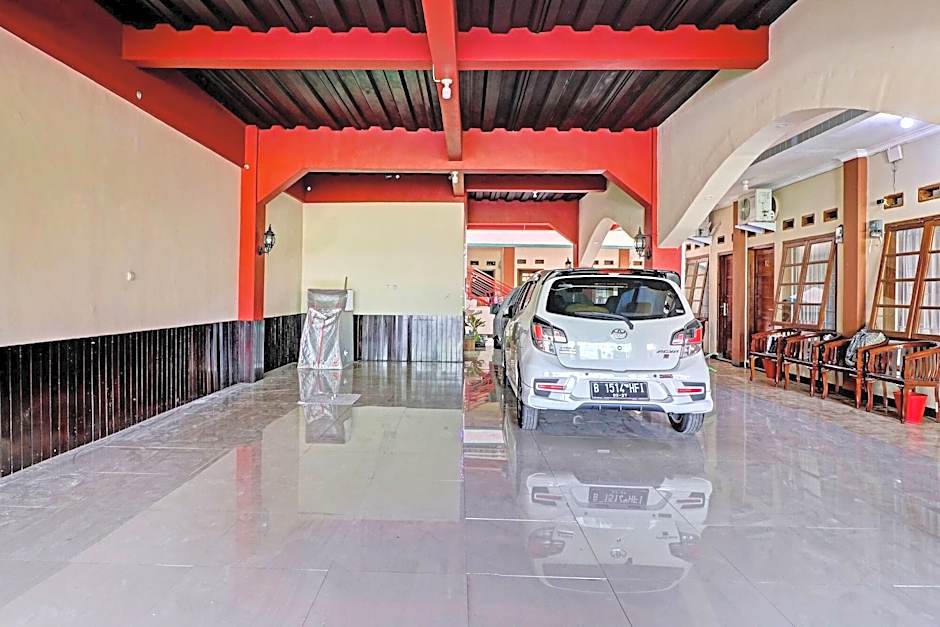 Oyo 91480 Putridapisa Syariah