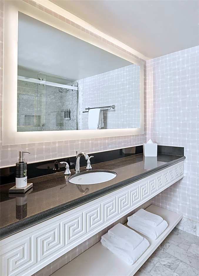 Hyatt Centric Delfina Santa Monica