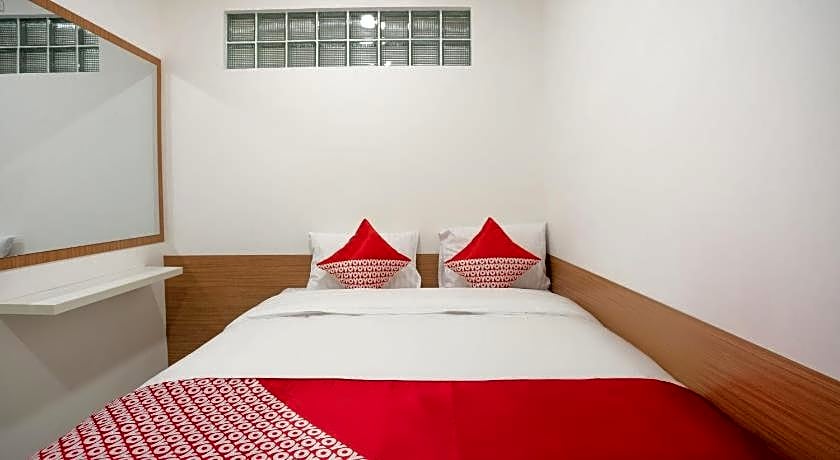 OYO 3209 Hegarbudhi Residence