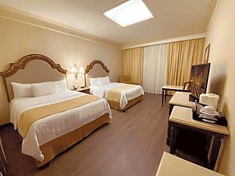 Standard Room, 2 Double Beds