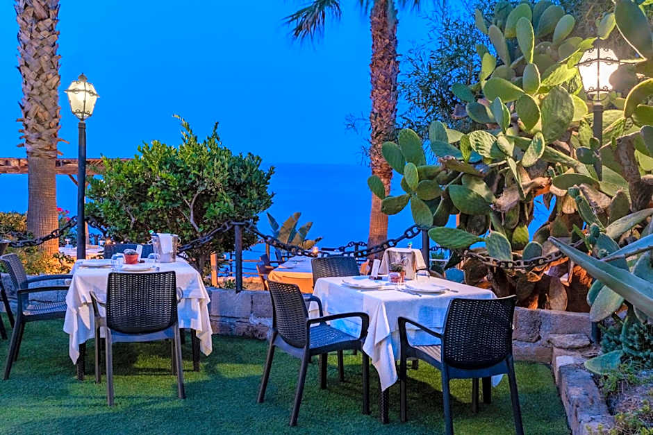 Hotel Lido degli Scogli