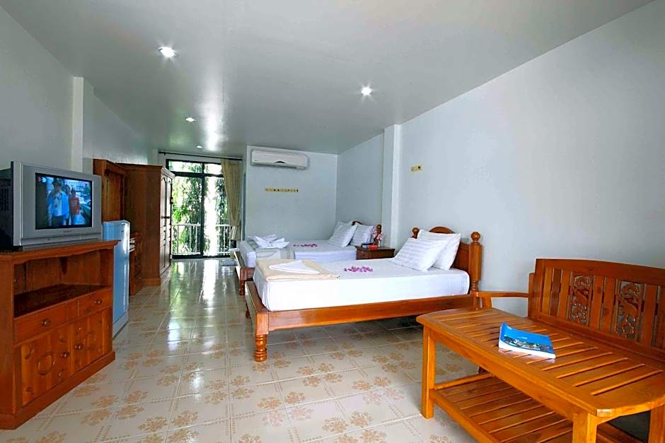 Lotus Friendly Hotel