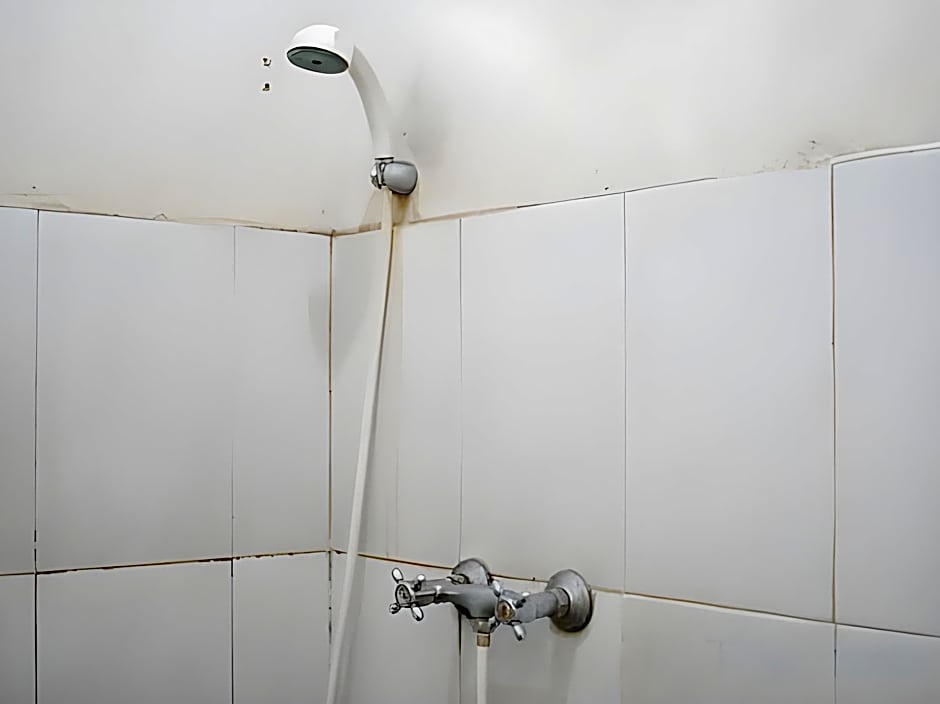 Hotel O Riau Near Gedung Sate Formerly Patradisa