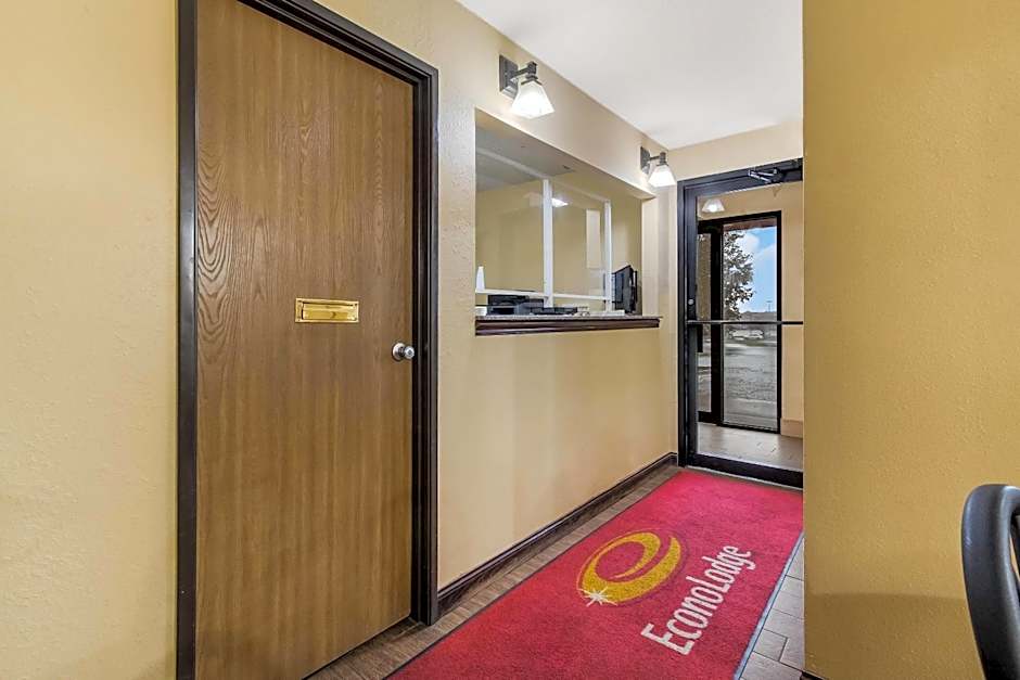 Econo Lodge Inn & Suites Yankton