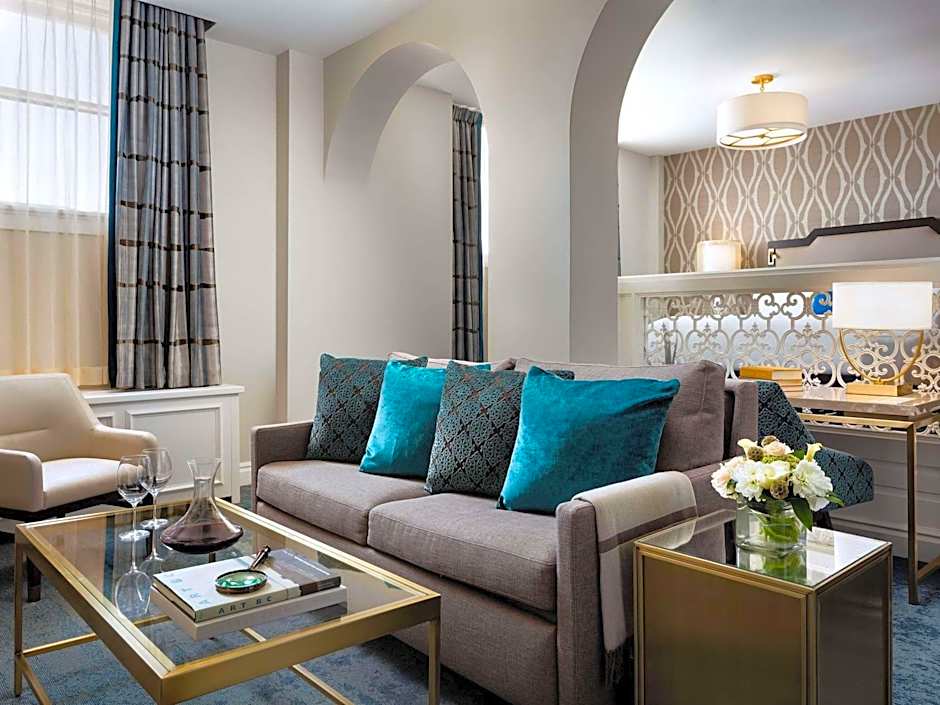 Fairmont Empress Hotel