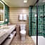 Holiday Inn Savannah S - I-95 Gateway Hotel By IHG